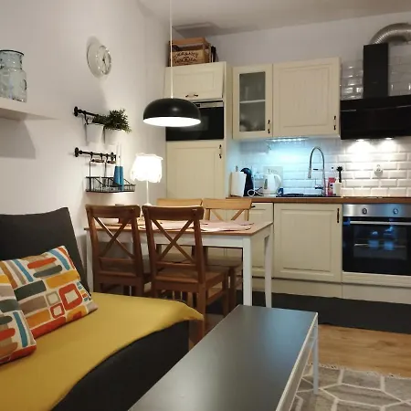 Apartament W Kolobrzegu Z Basenem Osiedle Polanki Ul Klonowa *
